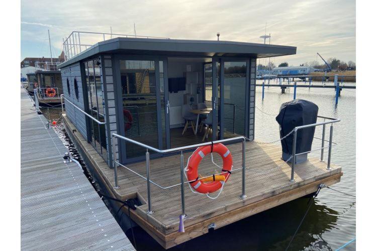 Hausboot Fjord Vela Mit Biosauna In บาร์ท ภายนอก รูปภาพ