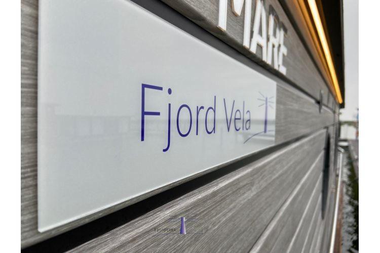 Hausboot Fjord Vela Mit Biosauna In บาร์ท ภายนอก รูปภาพ